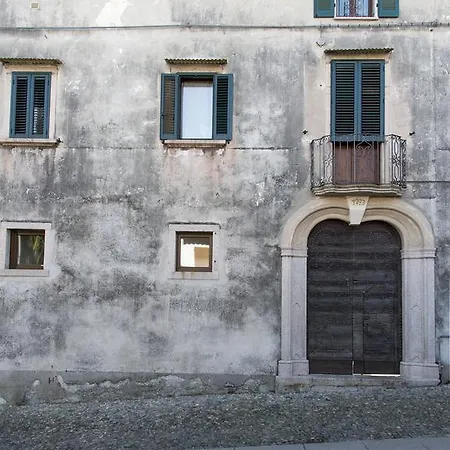 Al Chiaro Di Luna * Baveno