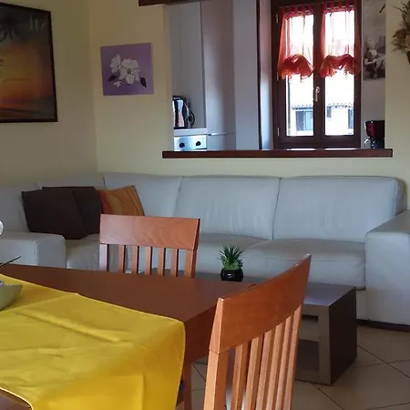 Al Chiaro Di Luna Apartamento *